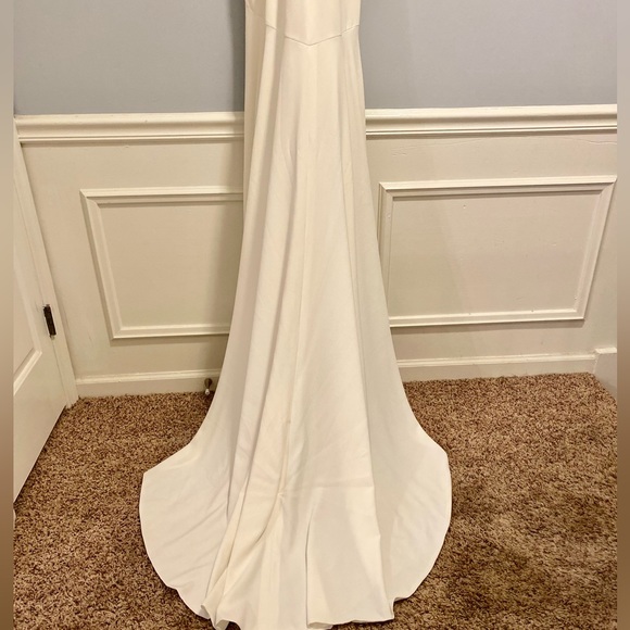 Adrianna Papell Wedding Dress - Never Worn! - Picture 10 of 12